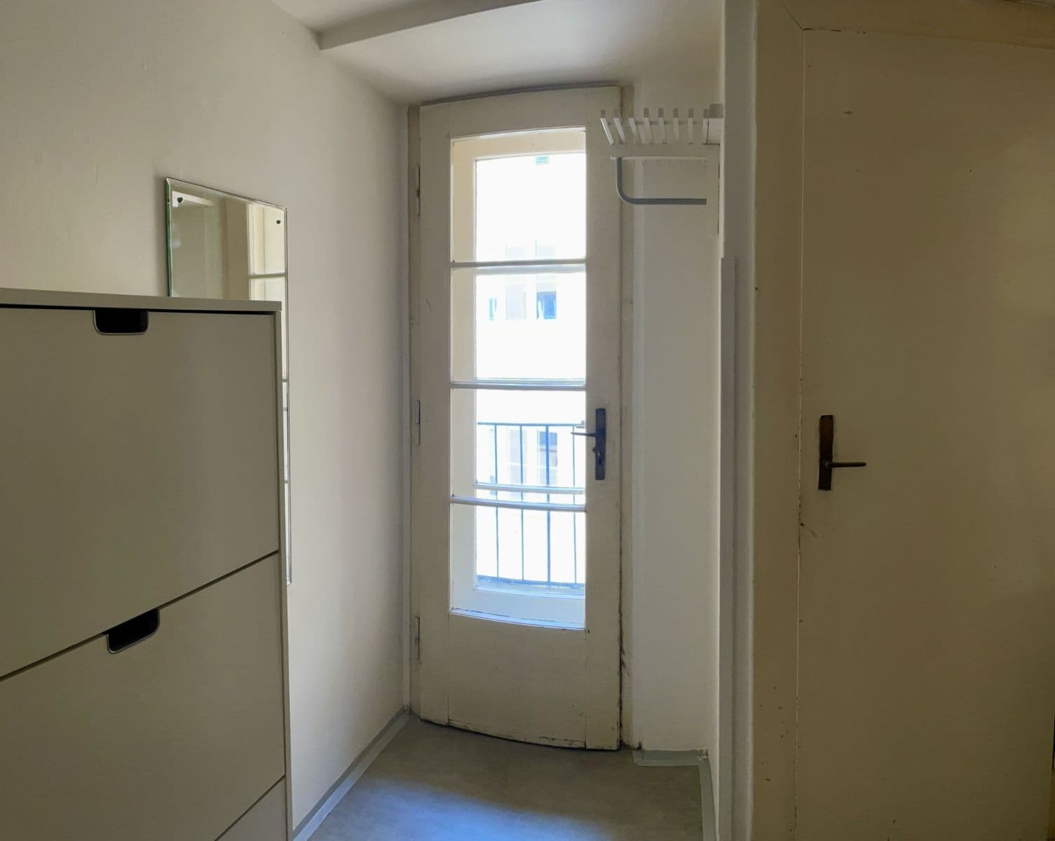 Prenájom bytu 1-izbový 42 m², Jugoslávských partyzánů, Praha, Praha Prenájom bytu 1-izbový 42 m², Jugoslávských partyzánů, Praha, Praha