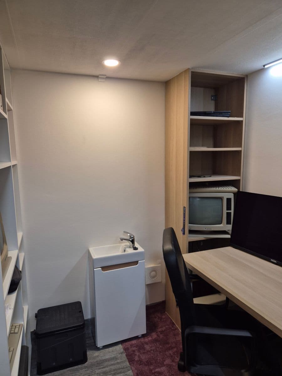 Predaj nebytového priestoru 5 m², Ruská, Praha, Praha Predaj nebytového priestoru 5 m², Ruská, Praha, Praha