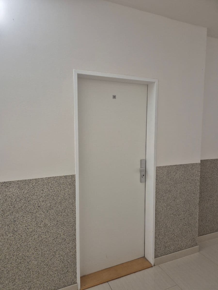 Predaj nebytového priestoru 5 m², Ruská, Praha, Praha Predaj nebytového priestoru 5 m², Ruská, Praha, Praha
