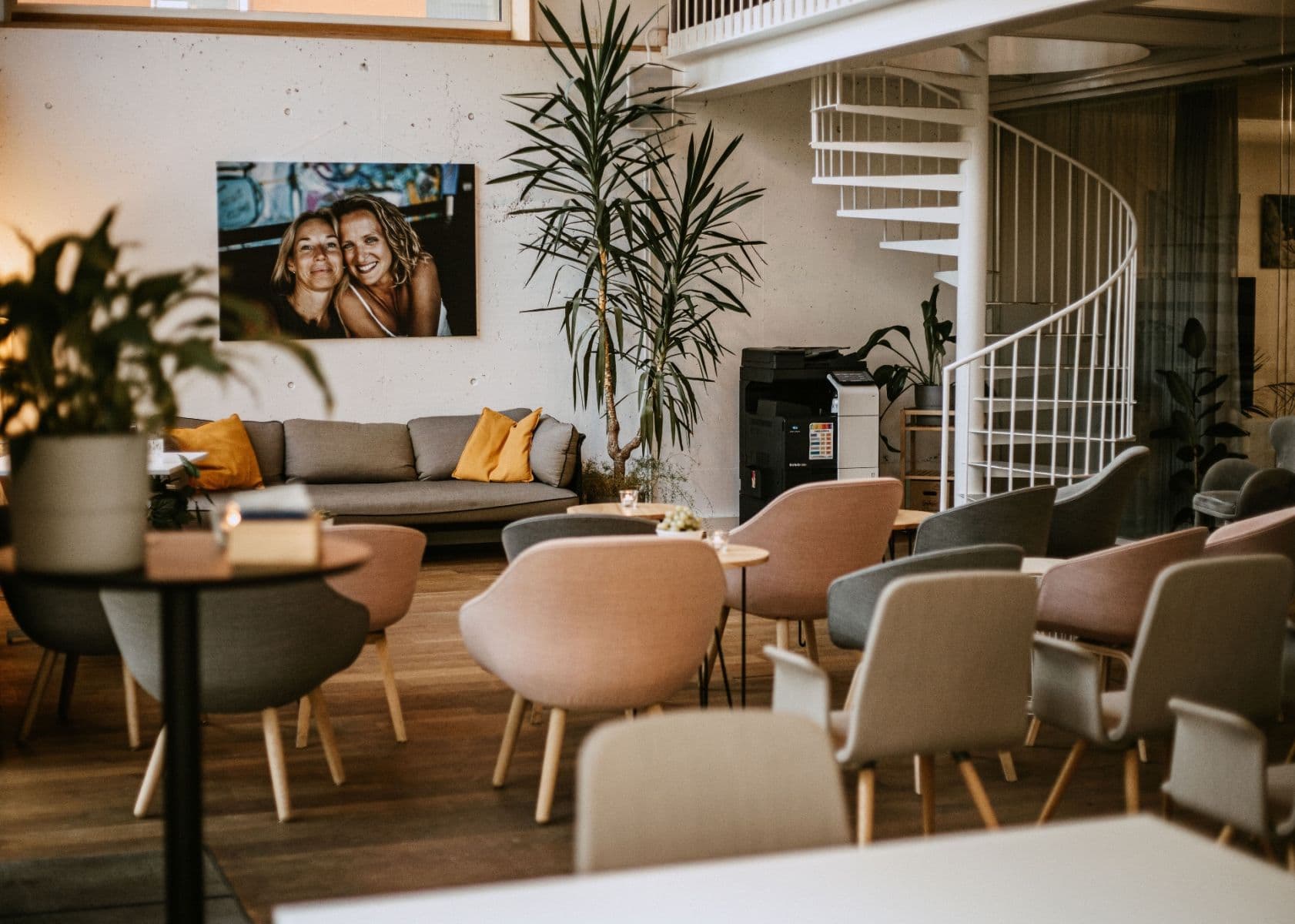 Prenájom kancelárie 29 m², nám. Krále Jiřího z Poděbrad, Řevnice, Středočeský kraj Prenájom kancelárie 29 m², nám. Krále Jiřího z Poděbrad, Řevnice, Středočeský kraj