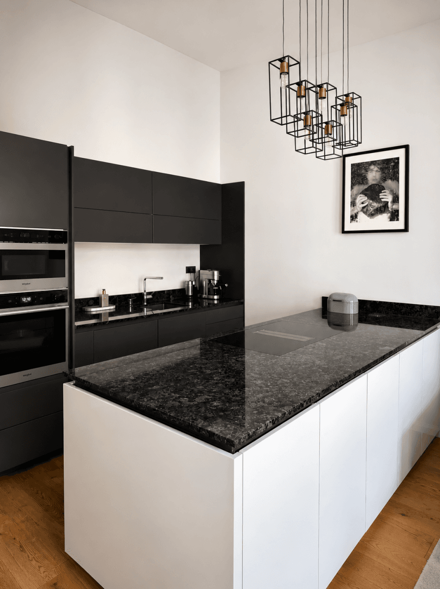 Prenájom bytu 4-izbový 115 m², Dukelských hrdinů, Praha, Praha Prenájom bytu 4-izbový 115 m², Dukelských hrdinů, Praha, Praha