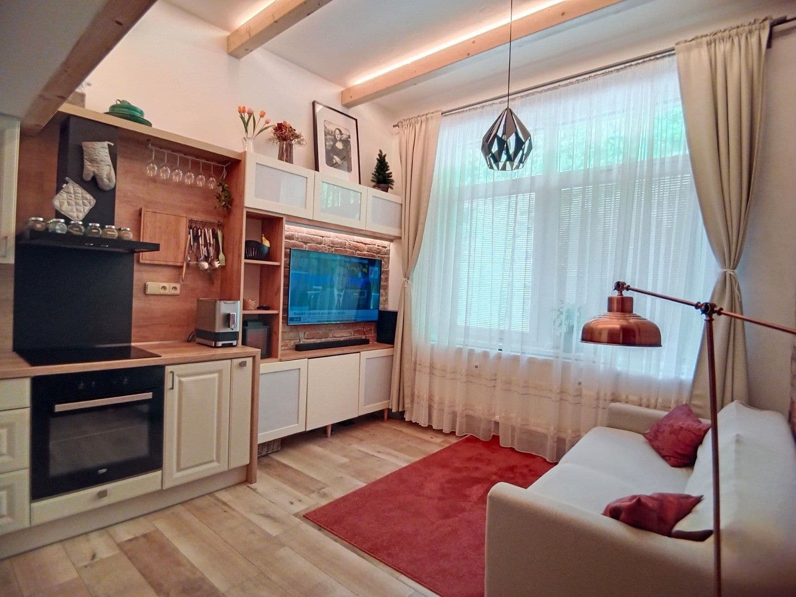 Prenájom bytu 2-izbový 41 m², Rakovecká, Brno, Jihomoravský kraj Prenájom bytu 2-izbový 41 m², Rakovecká, Brno, Jihomoravský kraj