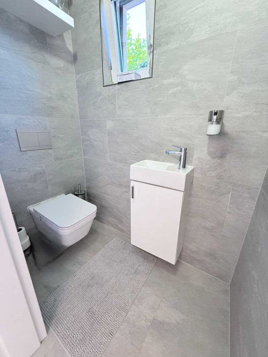 Predaj domu 108 m², pozemek 190 m², Dolní Kasárna, Klecany, Středočeský kraj Predaj domu 108 m², pozemek 190 m², Dolní Kasárna, Klecany, Středočeský kraj