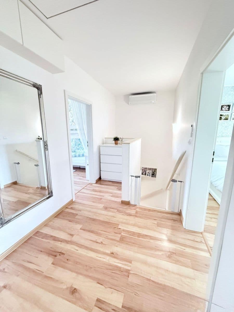 Predaj domu 108 m², pozemek 190 m², Dolní Kasárna, Klecany, Středočeský kraj Predaj domu 108 m², pozemek 190 m², Dolní Kasárna, Klecany, Středočeský kraj