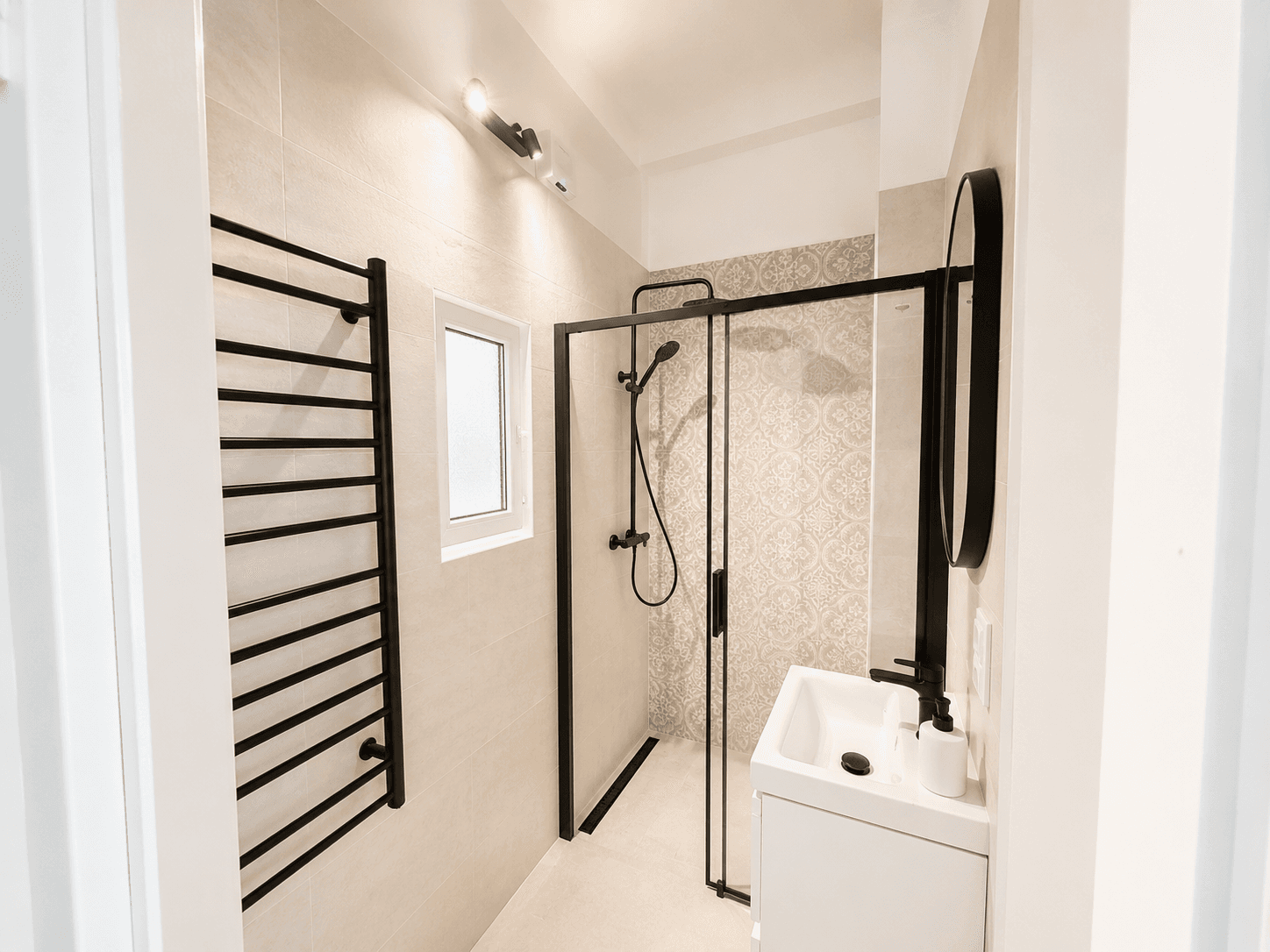 Predaj bytu 2-izbový 48 m², Plzeňská, Praha, Praha Predaj bytu 2-izbový 48 m², Plzeňská, Praha, Praha