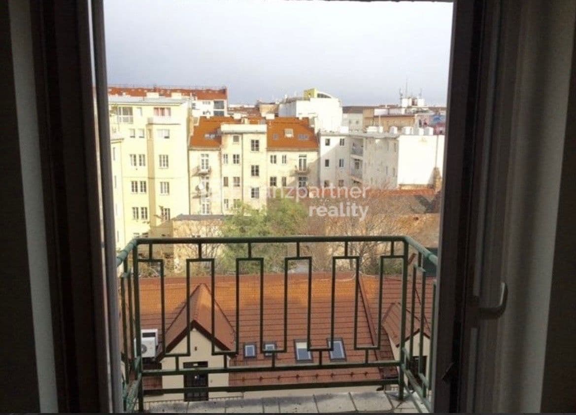 Prenájom bytu 3-izbový 65 m², Hollého, Senec, Bratislavský kraj Prenájom bytu 3-izbový 65 m², Hollého, Senec, Bratislavský kraj