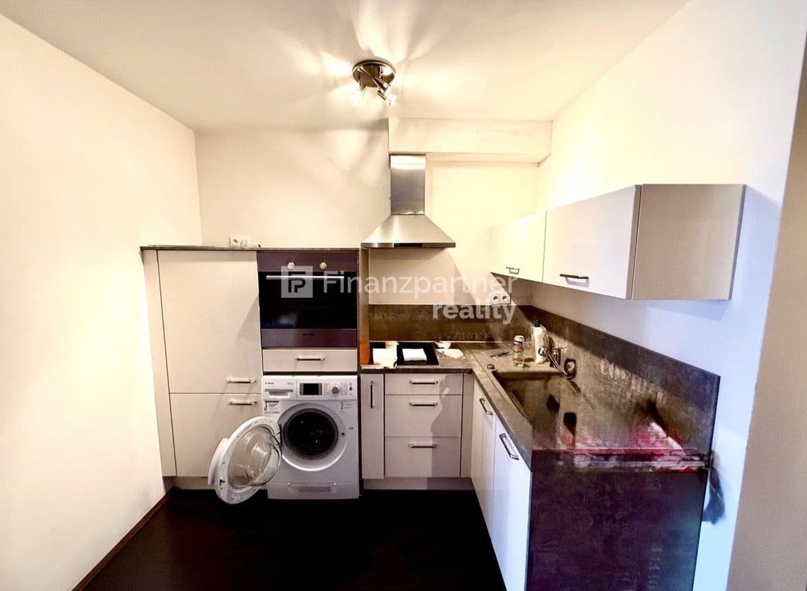 Prenájom bytu 3-izbový 65 m², Hollého, Senec, Bratislavský kraj Prenájom bytu 3-izbový 65 m², Hollého, Senec, Bratislavský kraj