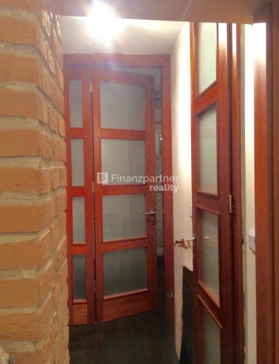 Prenájom bytu 3-izbový 65 m², Hollého, Senec, Bratislavský kraj Prenájom bytu 3-izbový 65 m², Hollého, Senec, Bratislavský kraj