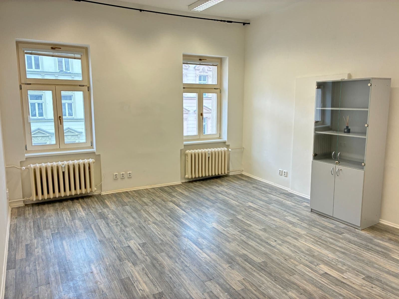 Prenájom nebytového priestoru 30 m², T. G. Masaryka, Karlovy Vary, Karlovarský kraj Prenájom nebytového priestoru 30 m², T. G. Masaryka, Karlovy Vary, Karlovarský kraj