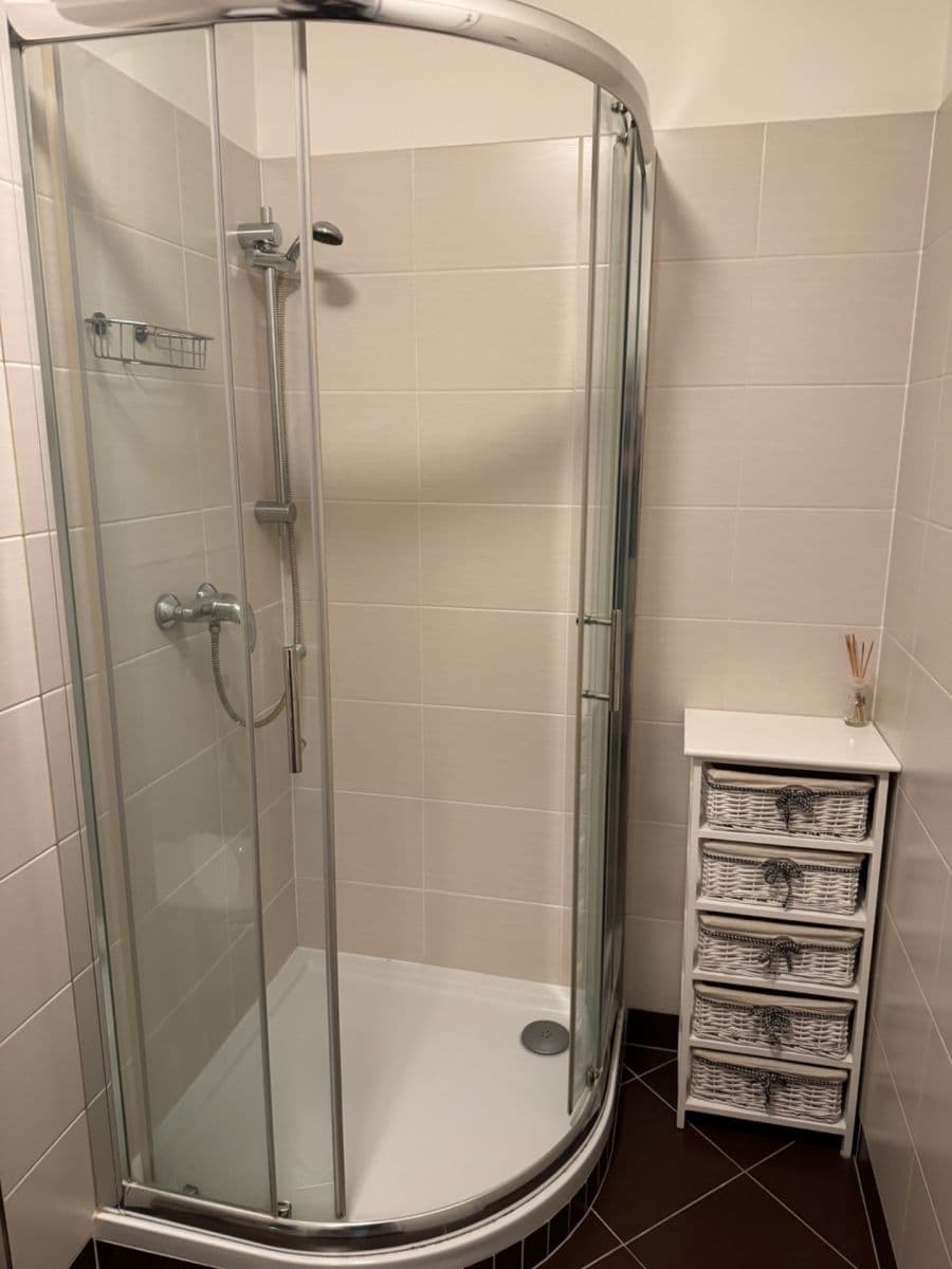 Predaj bytu 1-izbový 34 m², Hornoměcholupská, Praha, Praha Predaj bytu 1-izbový 34 m², Hornoměcholupská, Praha, Praha