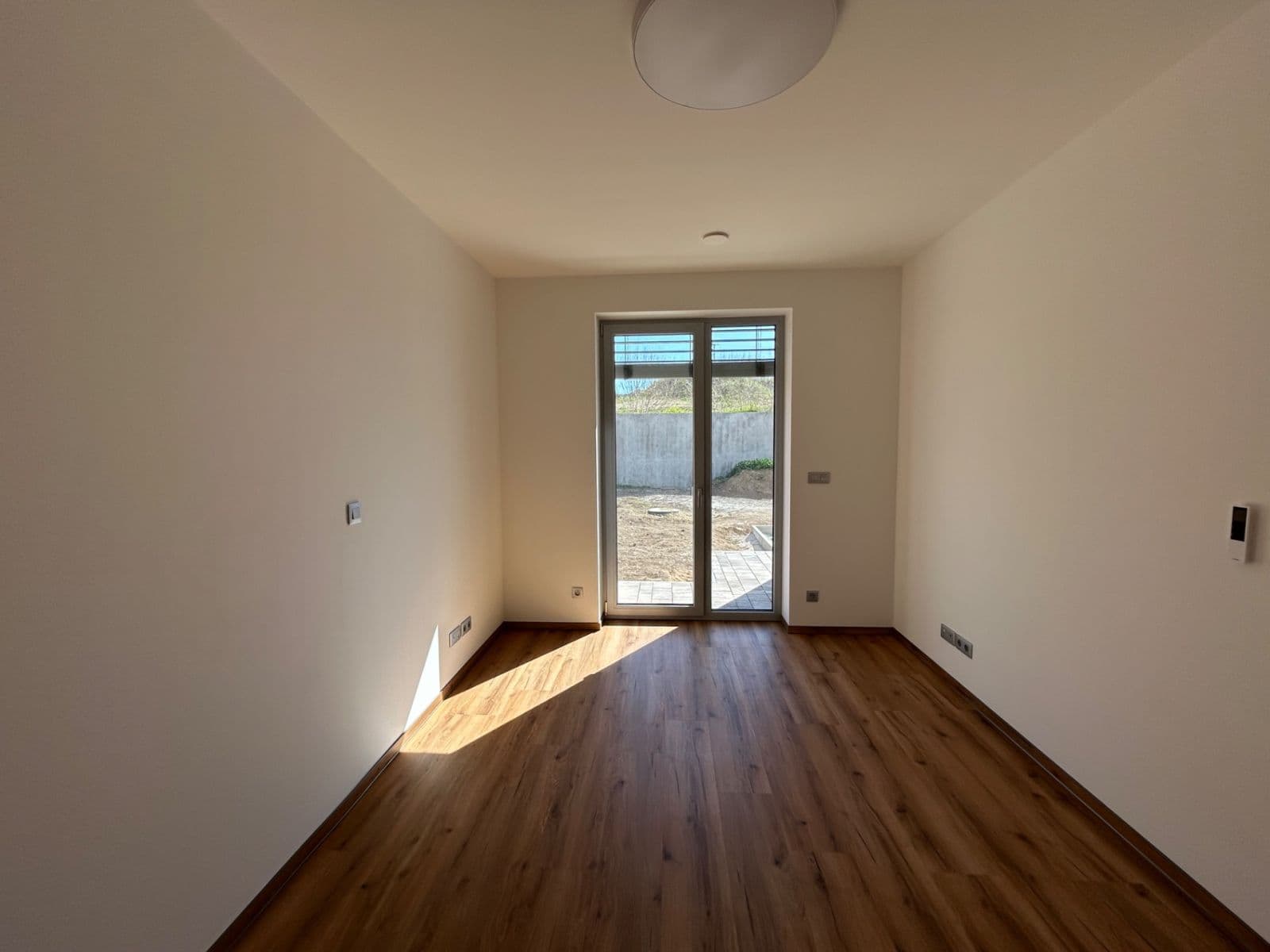 Prenájom bytu 4-izbový 115 m², Šlapanice, Jihomoravský kraj Prenájom bytu 4-izbový 115 m², Šlapanice, Jihomoravský kraj