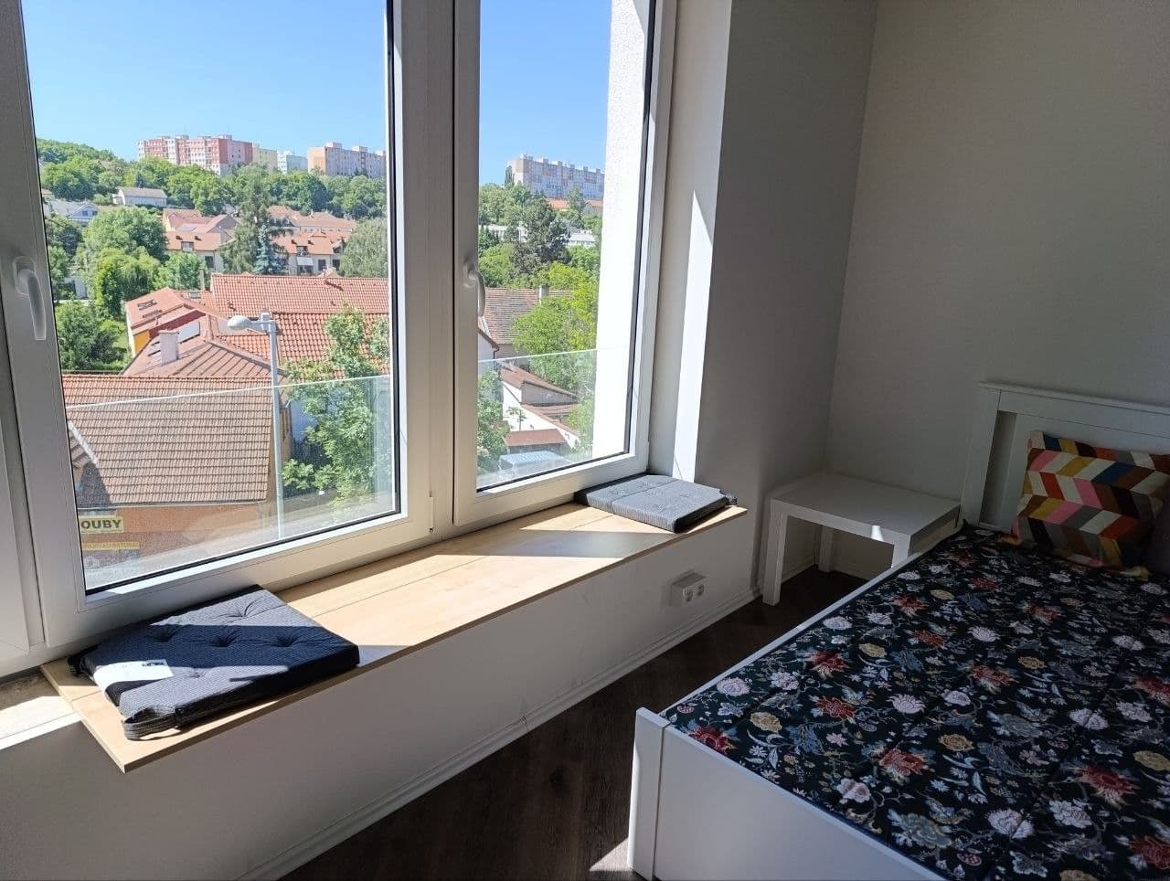 Prenájom bytu 1-izbový 31 m², Pražská, Praha, Praha Prenájom bytu 1-izbový 31 m², Pražská, Praha, Praha