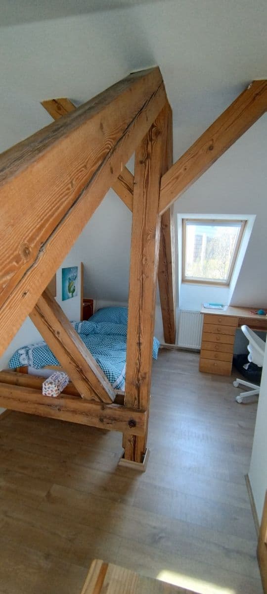 Prenájom bytu 4-izbový 131 m², Velflíkova, Praha, Praha Prenájom bytu 4-izbový 131 m², Velflíkova, Praha, Praha