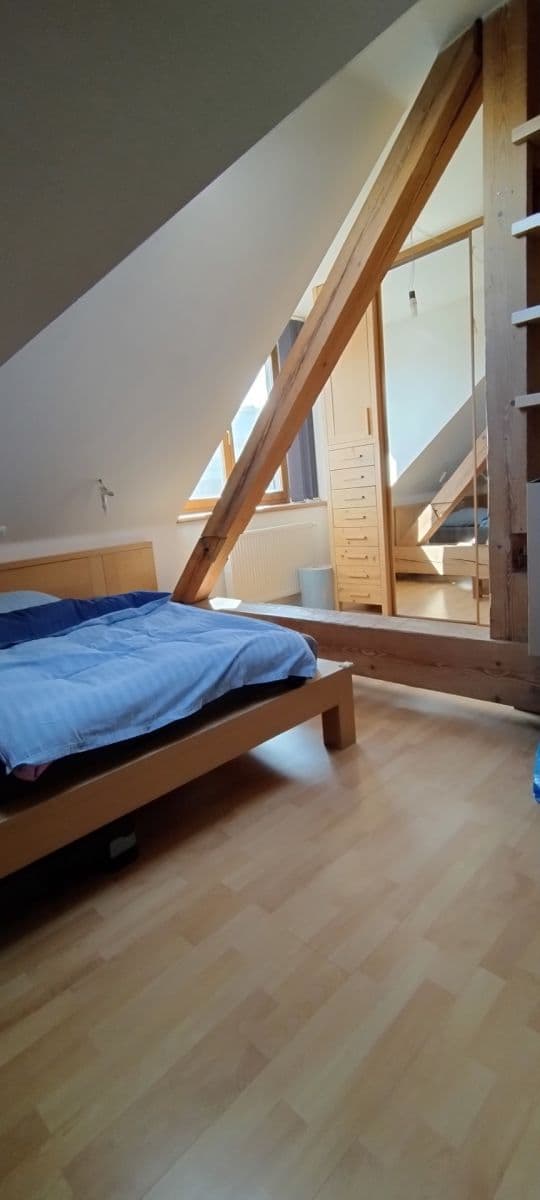 Prenájom bytu 4-izbový 131 m², Velflíkova, Praha, Praha Prenájom bytu 4-izbový 131 m², Velflíkova, Praha, Praha