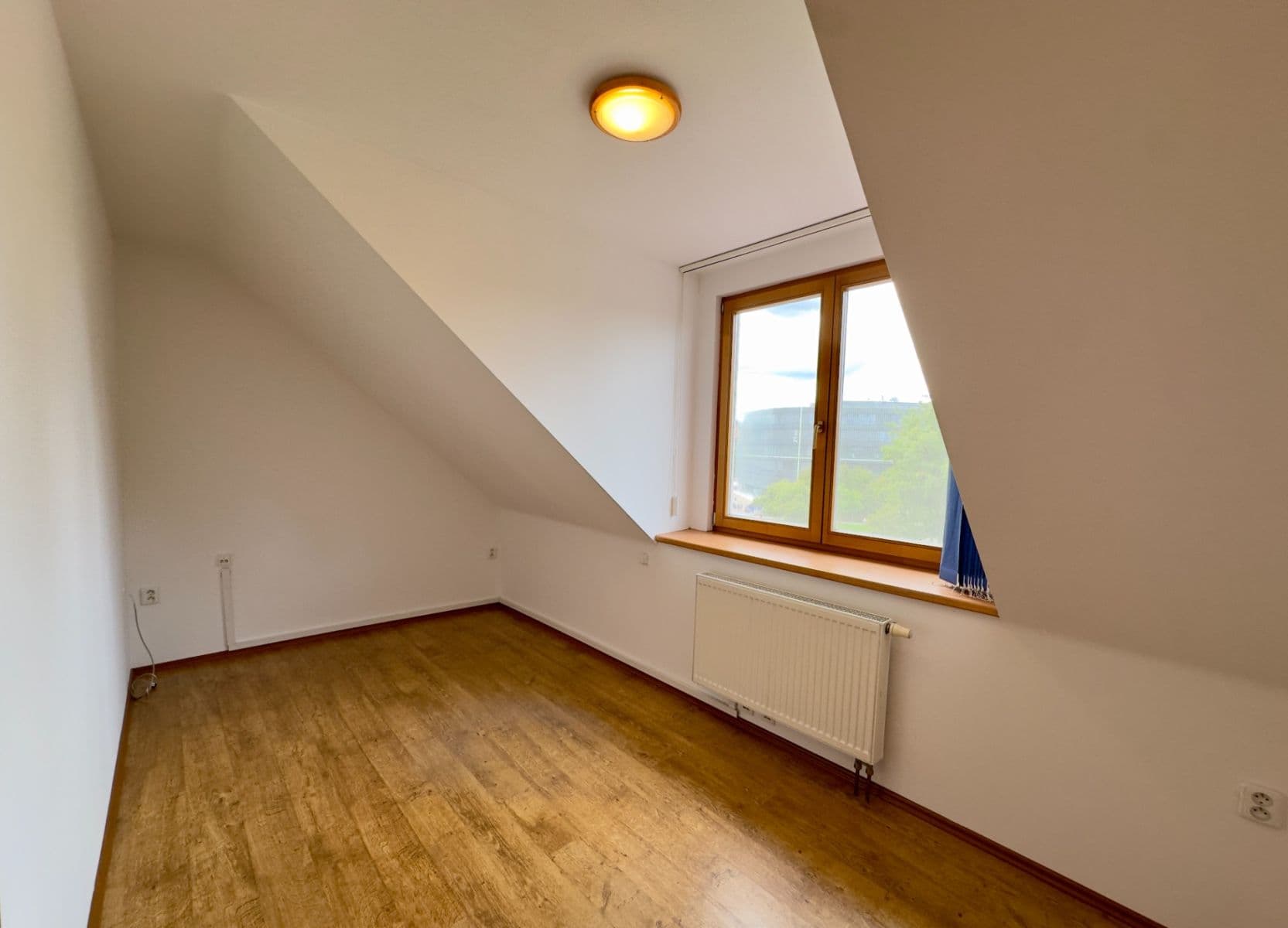 Prenájom bytu 4-izbový 132 m², Velflíkova, Praha, Praha Prenájom bytu 4-izbový 132 m², Velflíkova, Praha, Praha