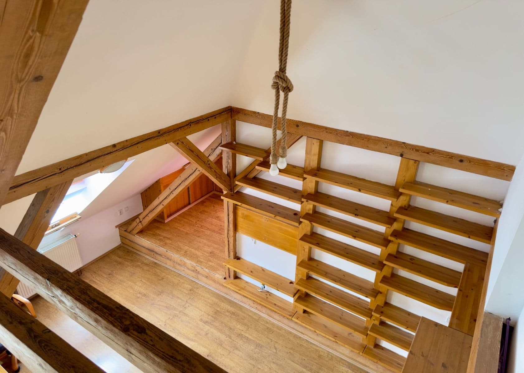 Prenájom bytu 4-izbový 132 m², Velflíkova, Praha, Praha Prenájom bytu 4-izbový 132 m², Velflíkova, Praha, Praha