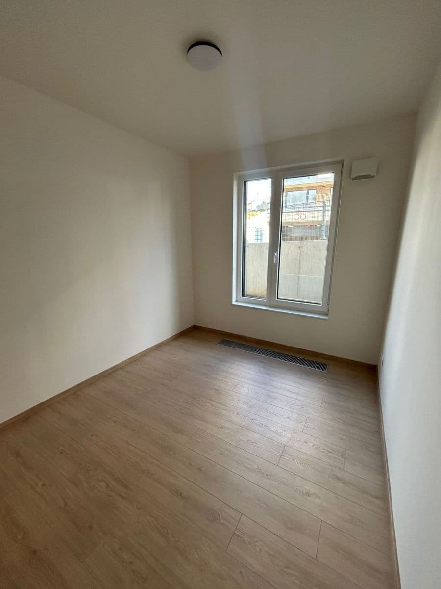 Prenájom bytu 2-izbový 40 m², Jáchymovská, Praha, Praha Prenájom bytu 2-izbový 40 m², Jáchymovská, Praha, Praha