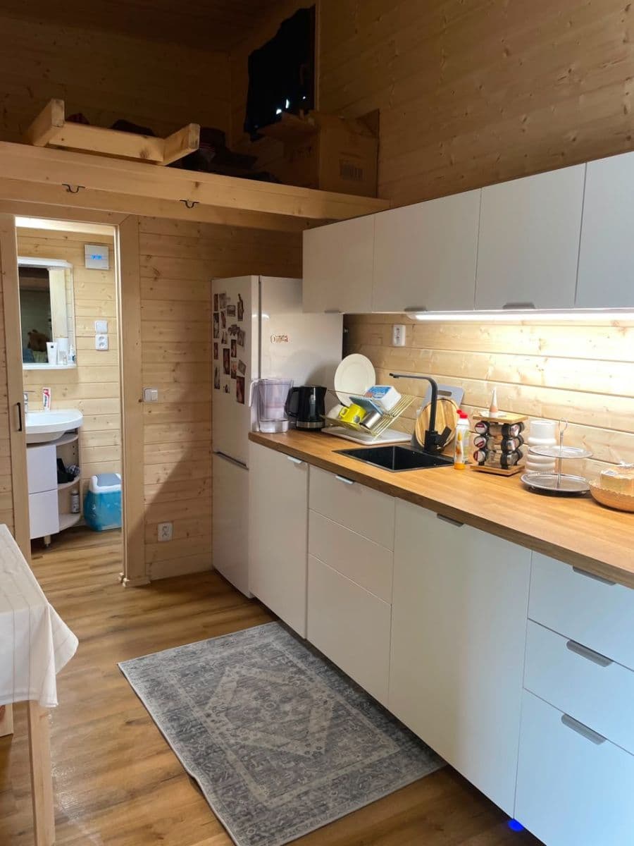 Prenájom rekreačného objektu 25 m², pozemek 150 m², Stoliňská, Praha, Praha Prenájom rekreačného objektu 25 m², pozemek 150 m², Stoliňská, Praha, Praha
