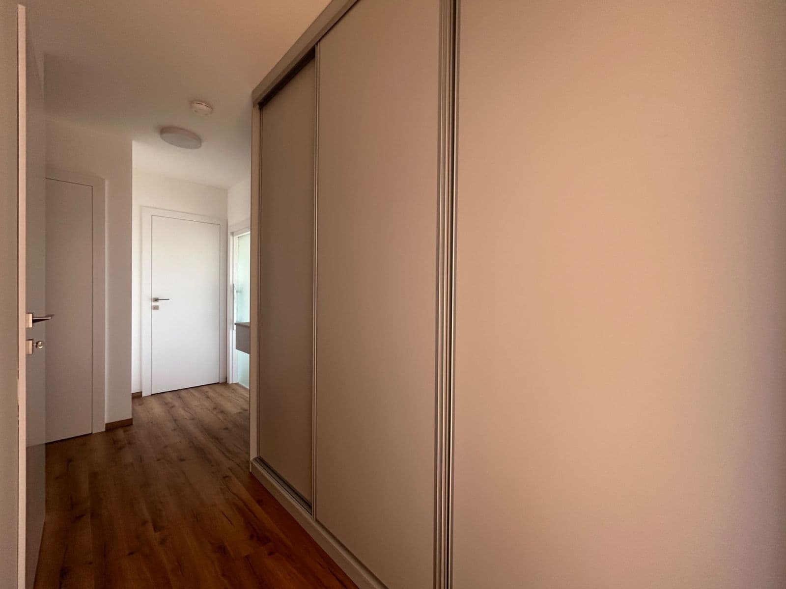 Prenájom bytu 4-izbový 102 m², Šlapanice, Jihomoravský kraj Prenájom bytu 4-izbový 102 m², Šlapanice, Jihomoravský kraj
