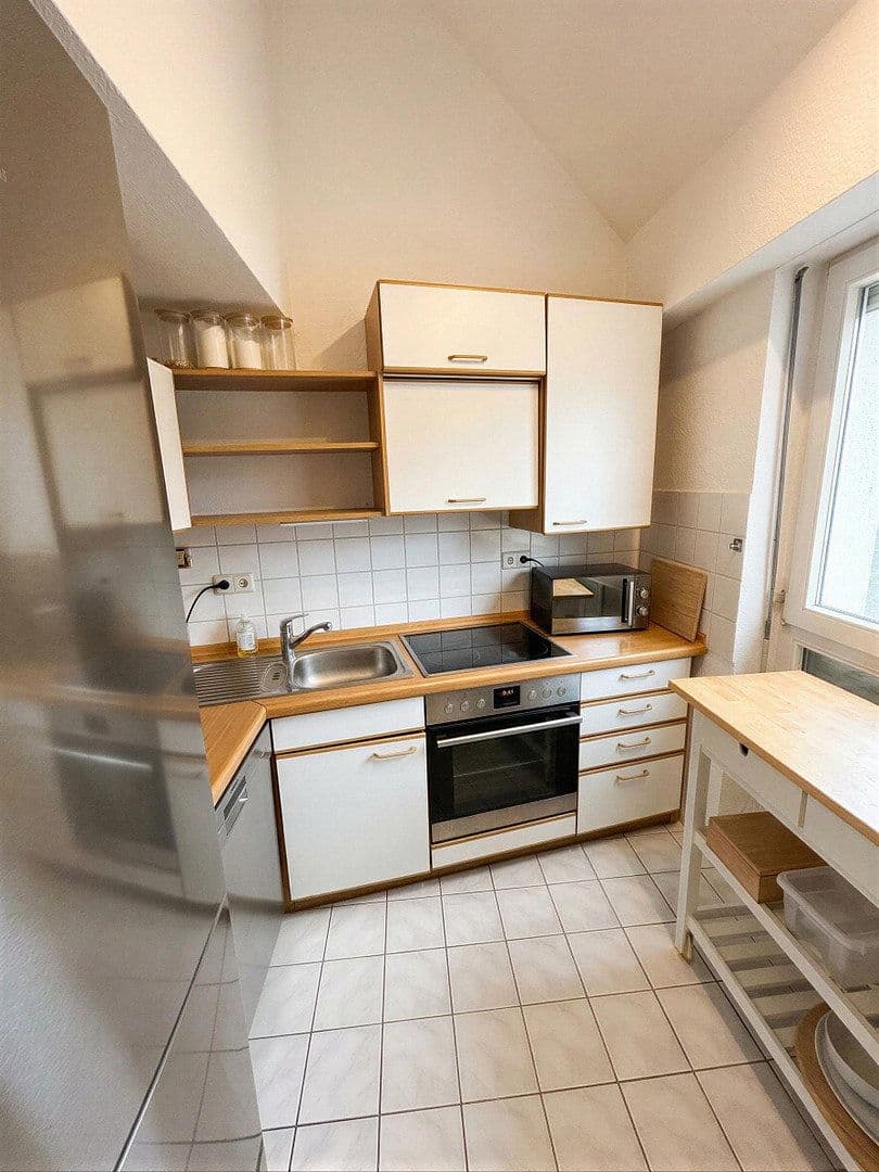 Prenájom bytu 3-izbový 77 m², Saarstr. 59, Kirchheim unter Teck, Bádensko-Wurttembersko Prenájom bytu 3-izbový 77 m², Saarstr. 59, Kirchheim unter Teck, Bádensko-Wurttembersko