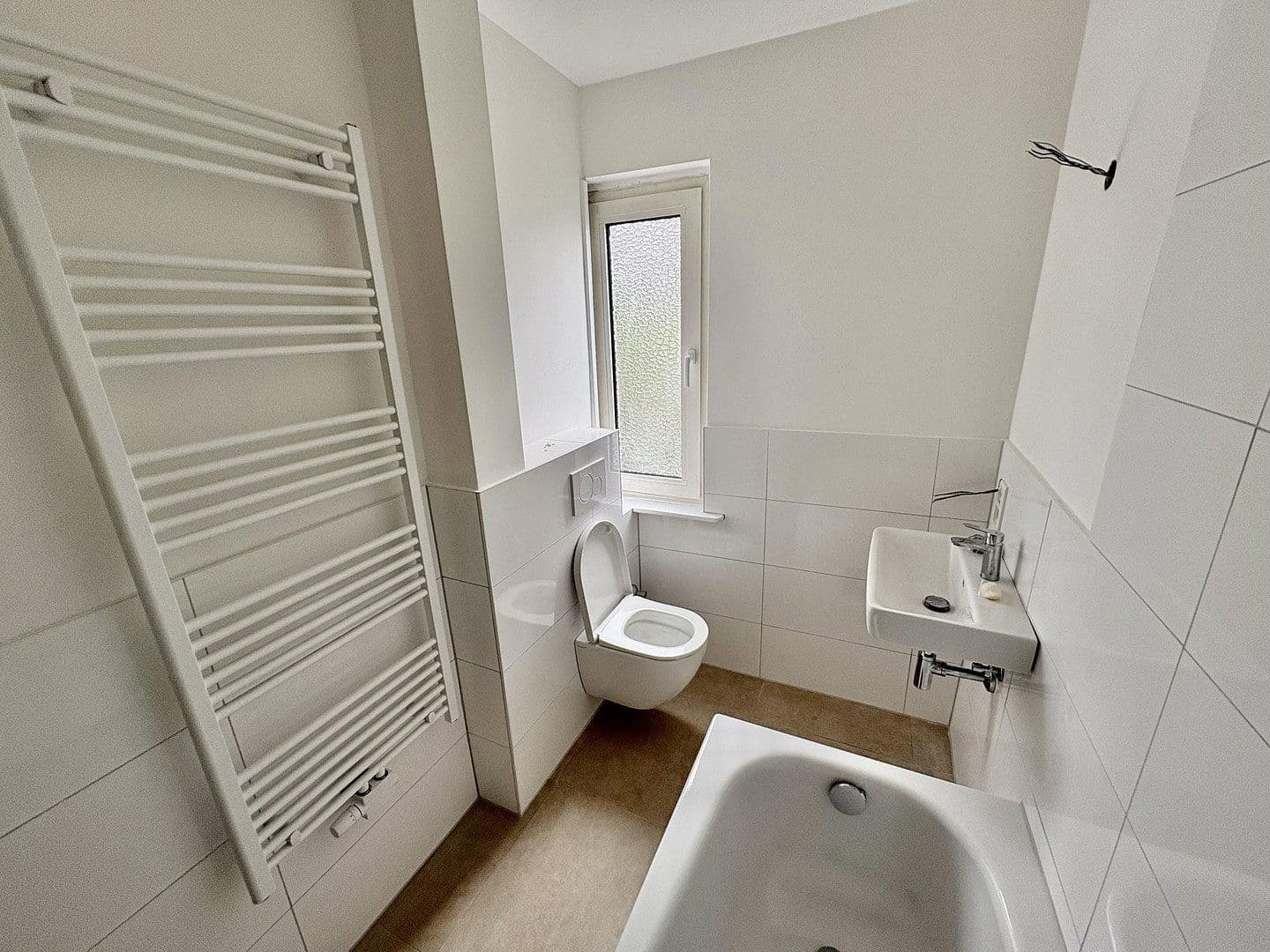 Prenájom bytu 2-izbový 50 m², Paulstraße 21, Wuppertal, Severné Porýnie - Westfálsko Prenájom bytu 2-izbový 50 m², Paulstraße 21, Wuppertal, Severné Porýnie - Westfálsko