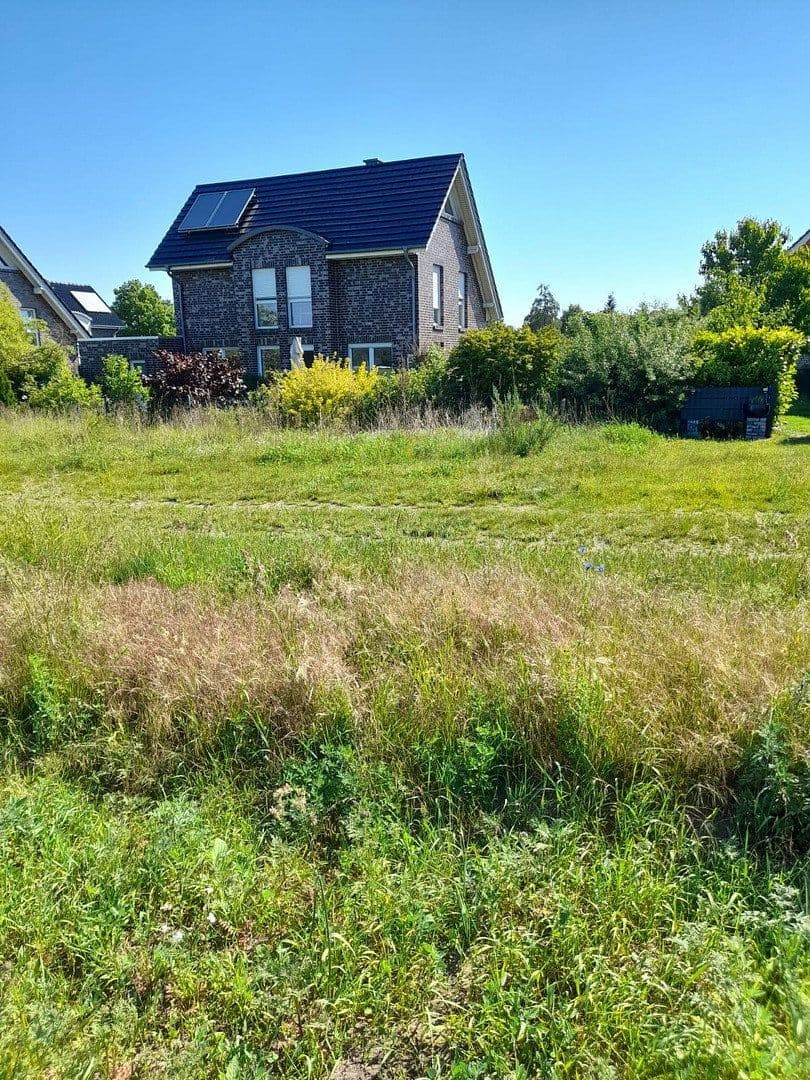 Prenájom domu 140 m², pozemek 500 m², Tempelweg 35, Burgwedel, Dolné Sasko Prenájom domu 140 m², pozemek 500 m², Tempelweg 35, Burgwedel, Dolné Sasko