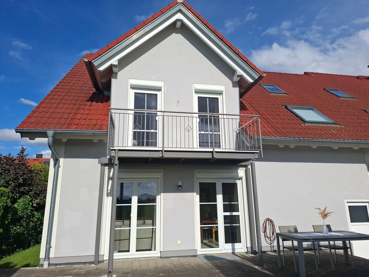 Predaj domu 203 m², pozemek 359 m², Wiedergeltingen, Bavorsko Predaj domu 203 m², pozemek 359 m², Wiedergeltingen, Bavorsko