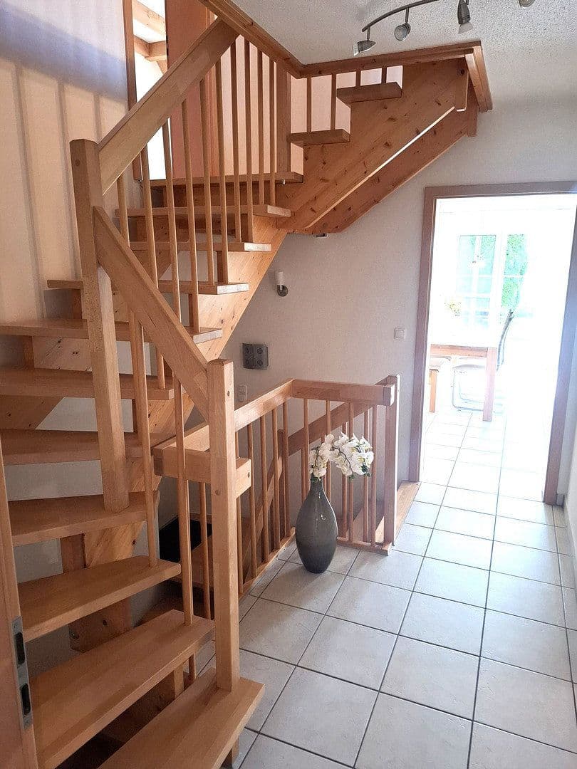 Predaj domu 203 m², pozemek 359 m², Wiedergeltingen, Bavorsko Predaj domu 203 m², pozemek 359 m², Wiedergeltingen, Bavorsko