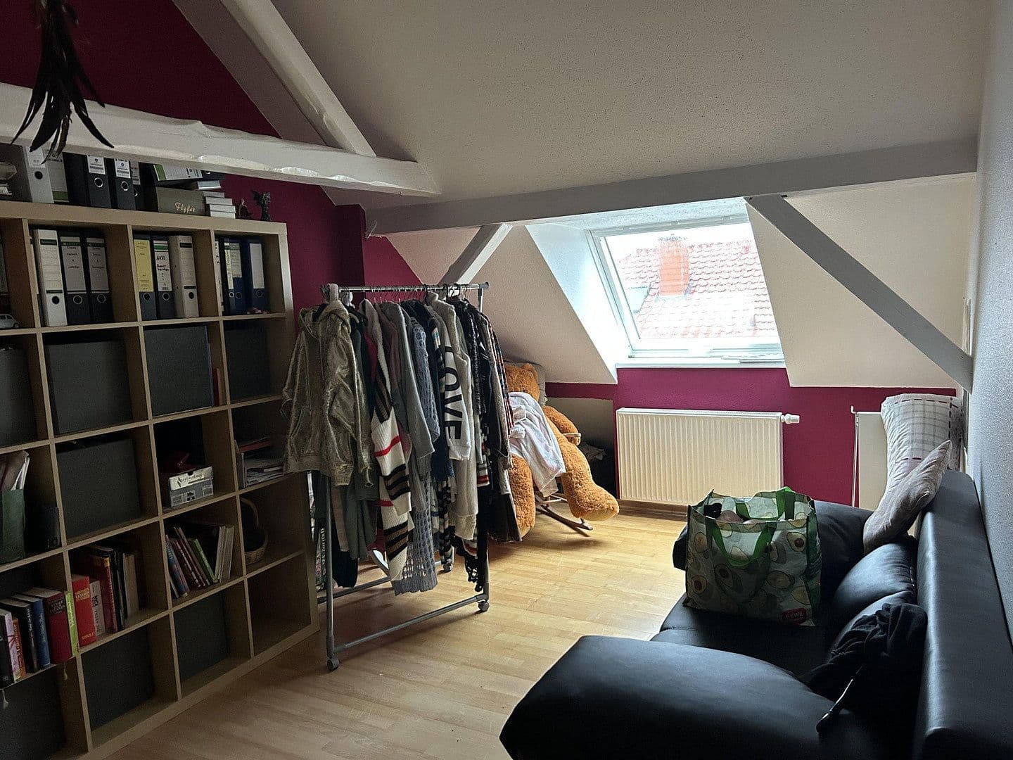 Prenájom bytu 5-izbový 140 m², Brühl, Bádensko-Wurttembersko Prenájom bytu 5-izbový 140 m², Brühl, Bádensko-Wurttembersko