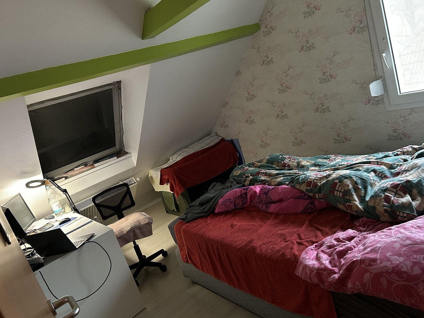 Prenájom bytu 5-izbový 140 m², Brühl, Bádensko-Wurttembersko Prenájom bytu 5-izbový 140 m², Brühl, Bádensko-Wurttembersko