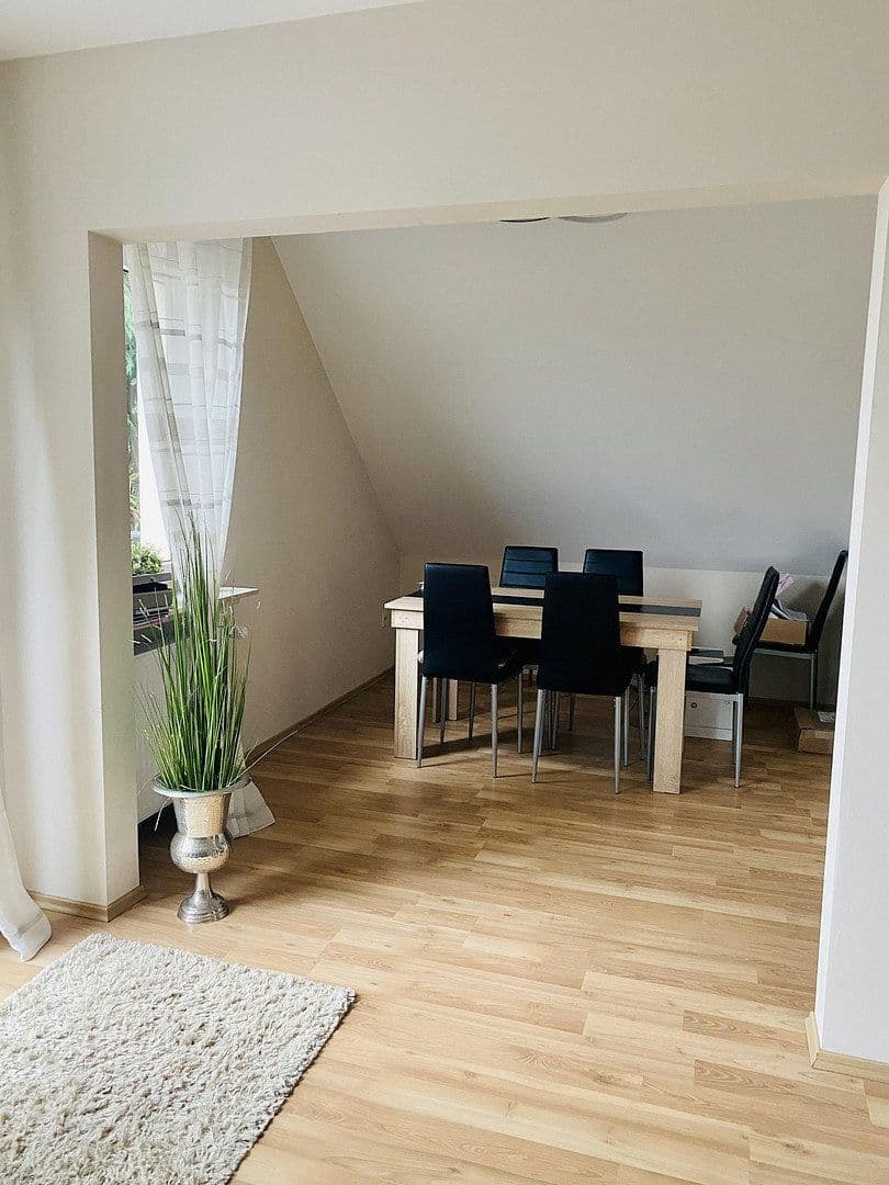 Predaj domu 240 m², pozemek 982 m², Hessisch Oldendorf, Dolné Sasko Predaj domu 240 m², pozemek 982 m², Hessisch Oldendorf, Dolné Sasko