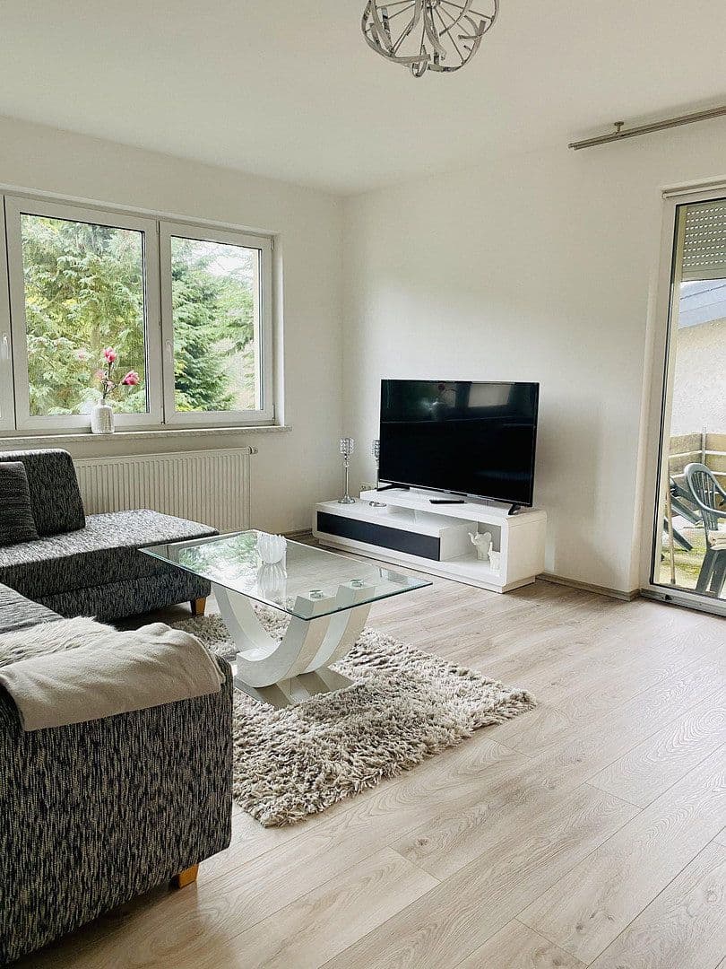 Predaj domu 240 m², pozemek 982 m², Hessisch Oldendorf, Dolné Sasko Predaj domu 240 m², pozemek 982 m², Hessisch Oldendorf, Dolné Sasko