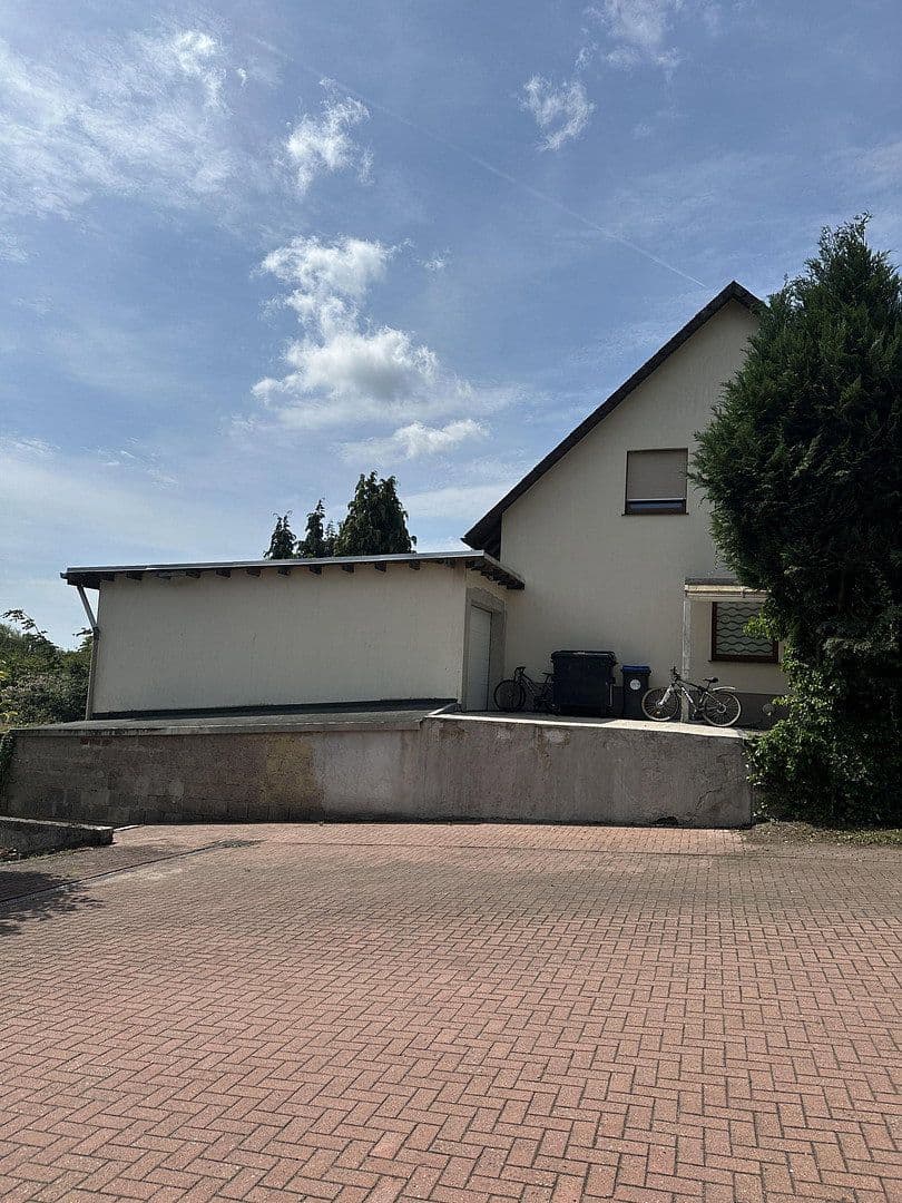 Predaj domu 240 m², pozemek 982 m², Hessisch Oldendorf, Dolné Sasko Predaj domu 240 m², pozemek 982 m², Hessisch Oldendorf, Dolné Sasko