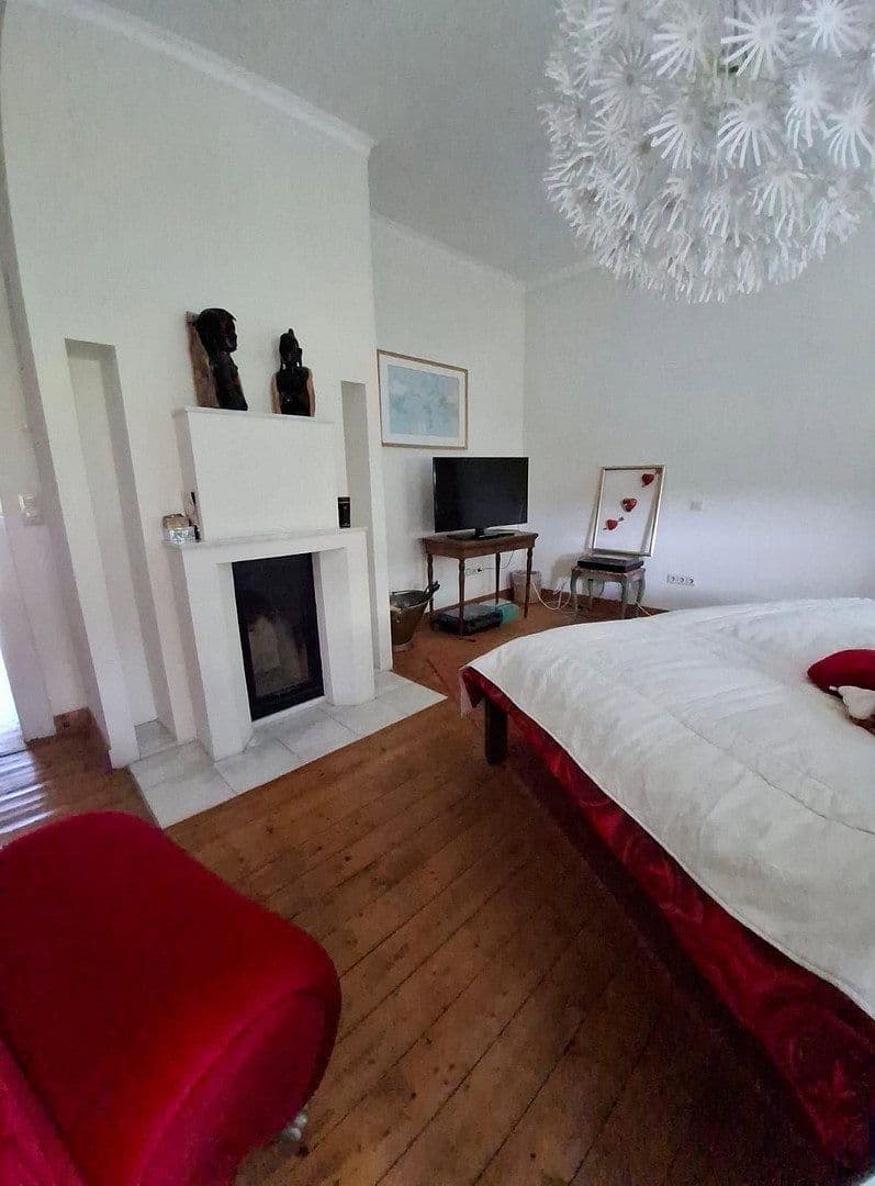Predaj domu 357 m², pozemek 821 m², Brechen, Hesensko Predaj domu 357 m², pozemek 821 m², Brechen, Hesensko
