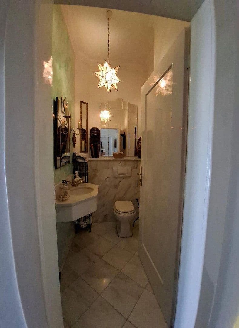 Predaj domu 357 m², pozemek 821 m², Brechen, Hesensko Predaj domu 357 m², pozemek 821 m², Brechen, Hesensko
