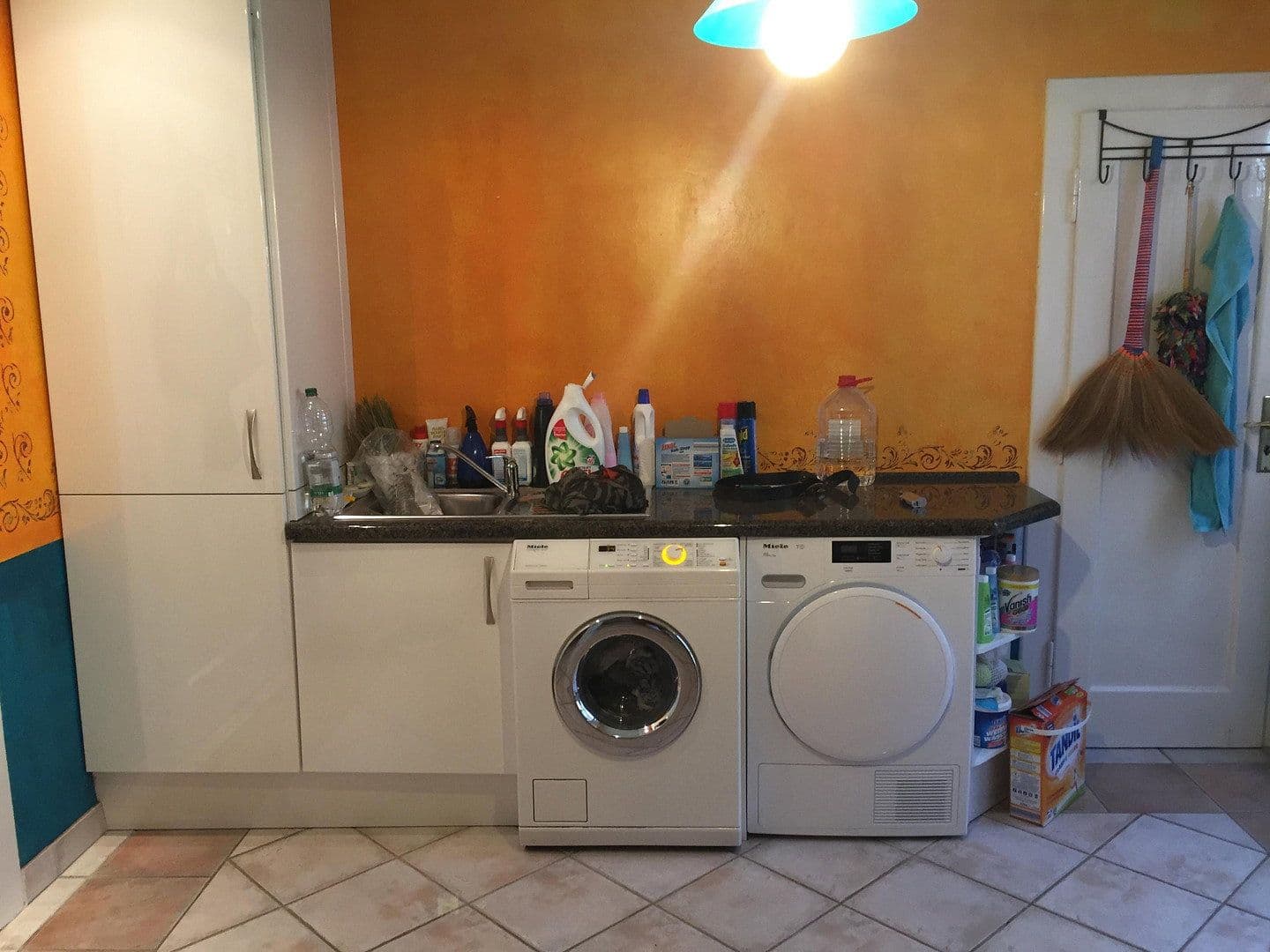Predaj domu 357 m², pozemek 821 m², Brechen, Hesensko Predaj domu 357 m², pozemek 821 m², Brechen, Hesensko