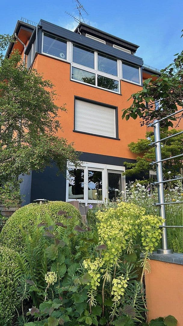 Predaj domu 357 m², pozemek 821 m², Brechen, Hesensko Predaj domu 357 m², pozemek 821 m², Brechen, Hesensko
