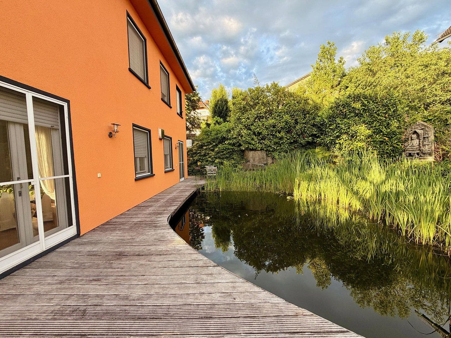 Predaj domu 357 m², pozemek 821 m², Brechen, Hesensko Predaj domu 357 m², pozemek 821 m², Brechen, Hesensko