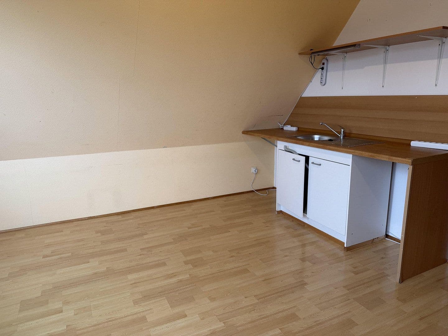 Predaj domu 165 m², pozemek 565 m², Kutenholz, Dolné Sasko Predaj domu 165 m², pozemek 565 m², Kutenholz, Dolné Sasko