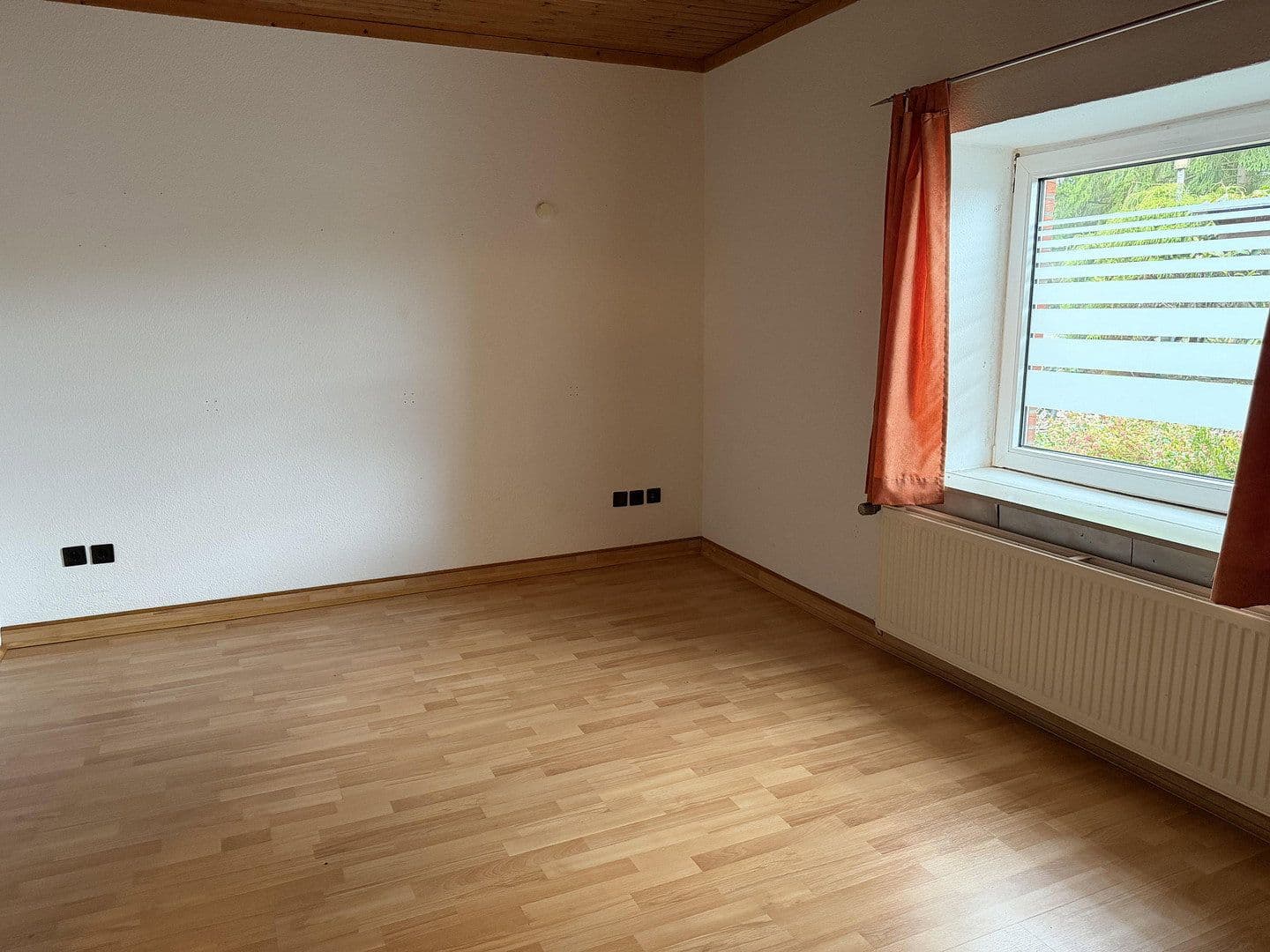 Predaj domu 165 m², pozemek 565 m², Kutenholz, Dolné Sasko Predaj domu 165 m², pozemek 565 m², Kutenholz, Dolné Sasko