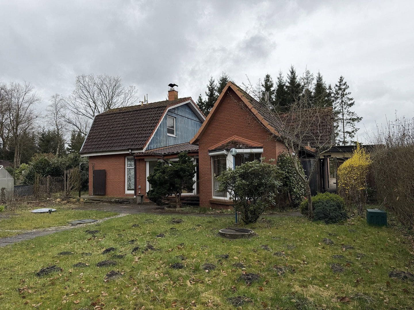 Predaj domu 165 m², pozemek 565 m², Kutenholz, Dolné Sasko Predaj domu 165 m², pozemek 565 m², Kutenholz, Dolné Sasko