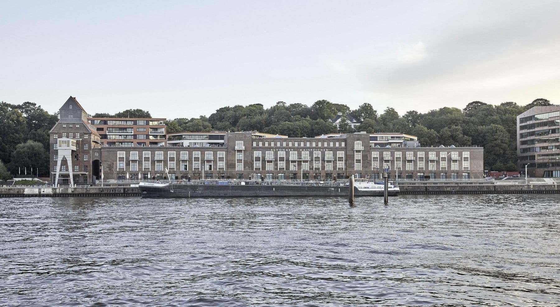 Prenájom kancelárie 570 m², Große Elbstraße 279, Hamburg, Hamburg Prenájom kancelárie 570 m², Große Elbstraße 279, Hamburg, Hamburg