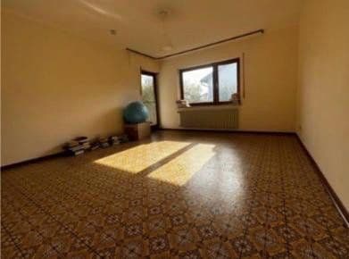 Predaj domu 190 m², pozemek 933 m², Neustraße 23, Kaden, Porýnie-Falcko Predaj domu 190 m², pozemek 933 m², Neustraße 23, Kaden, Porýnie-Falcko
