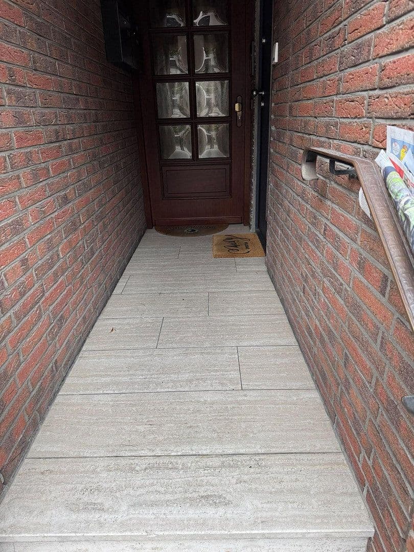 Predaj bytu 4-izbový 90 m², Karl-Kaulen-Str. 4, Köln, Severné Porýnie - Westfálsko Predaj bytu 4-izbový 90 m², Karl-Kaulen-Str. 4, Köln, Severné Porýnie - Westfálsko