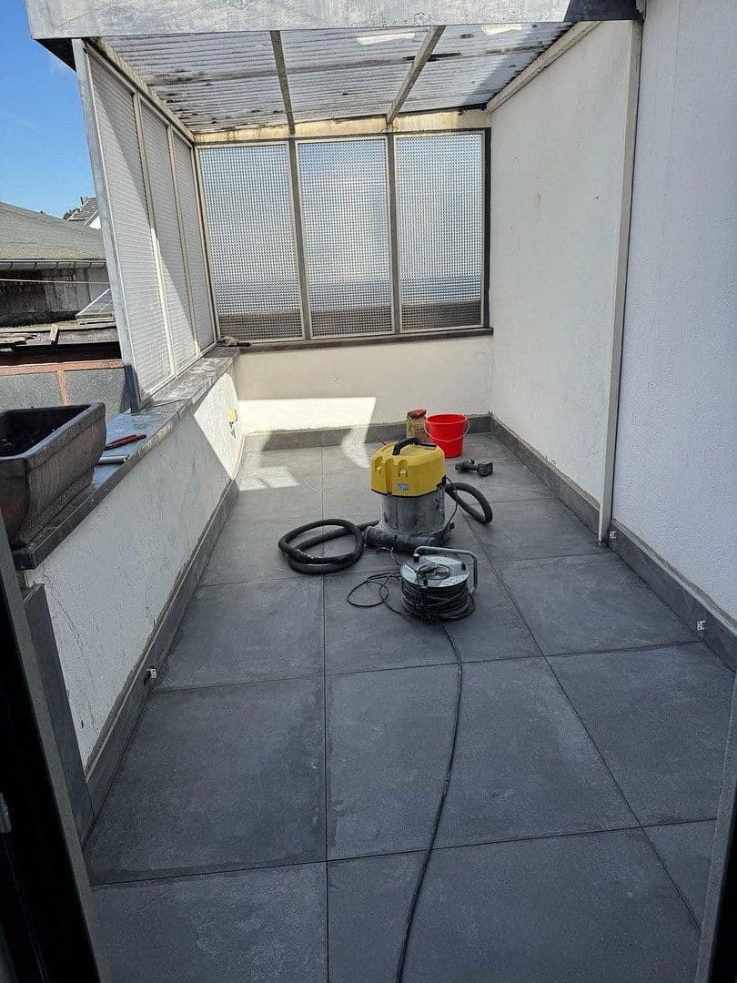 Predaj bytu 4-izbový 90 m², Karl-Kaulen-Str. 4, Köln, Severné Porýnie - Westfálsko Predaj bytu 4-izbový 90 m², Karl-Kaulen-Str. 4, Köln, Severné Porýnie - Westfálsko