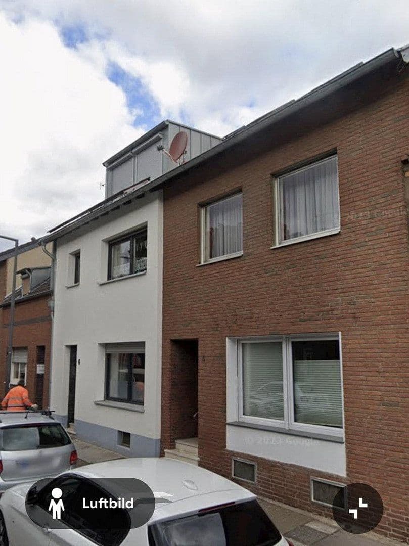 Predaj bytu 4-izbový 90 m², Karl-Kaulen-Str. 4, Köln, Severné Porýnie - Westfálsko Predaj bytu 4-izbový 90 m², Karl-Kaulen-Str. 4, Köln, Severné Porýnie - Westfálsko