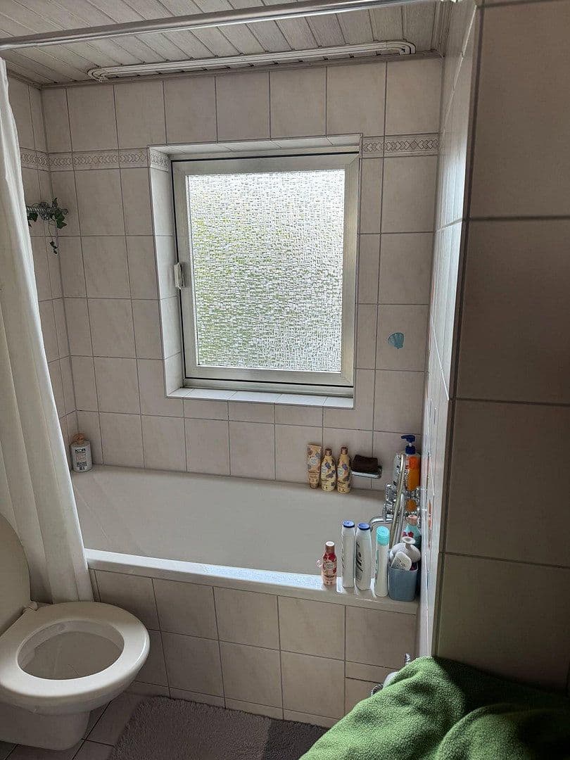 Predaj bytu 4-izbový 90 m², Karl-Kaulen-Str. 4, Köln, Severné Porýnie - Westfálsko Predaj bytu 4-izbový 90 m², Karl-Kaulen-Str. 4, Köln, Severné Porýnie - Westfálsko