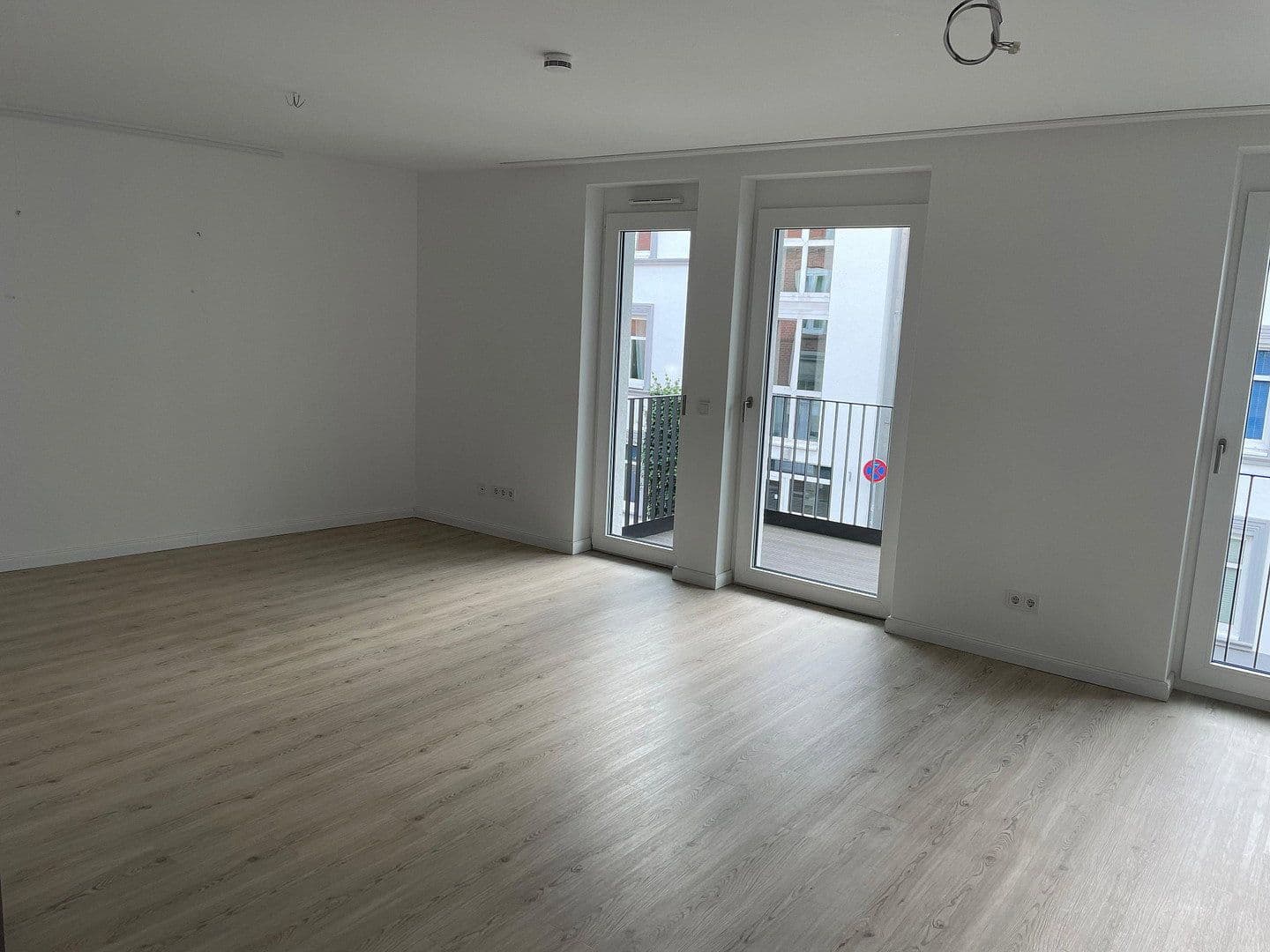 Prenájom bytu 2-izbový 78 m², Waldwiesenstraße 4, Kiel, Šlezvicko-Holštajnsko Prenájom bytu 2-izbový 78 m², Waldwiesenstraße 4, Kiel, Šlezvicko-Holštajnsko