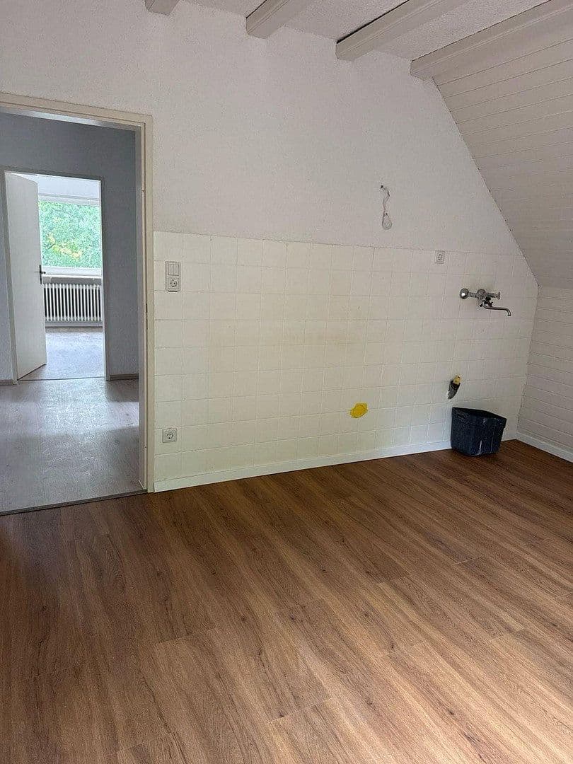 Prenájom bytu 3-izbový 85 m², Am Sonderbach 16, Heppenheim, Hesensko Prenájom bytu 3-izbový 85 m², Am Sonderbach 16, Heppenheim, Hesensko