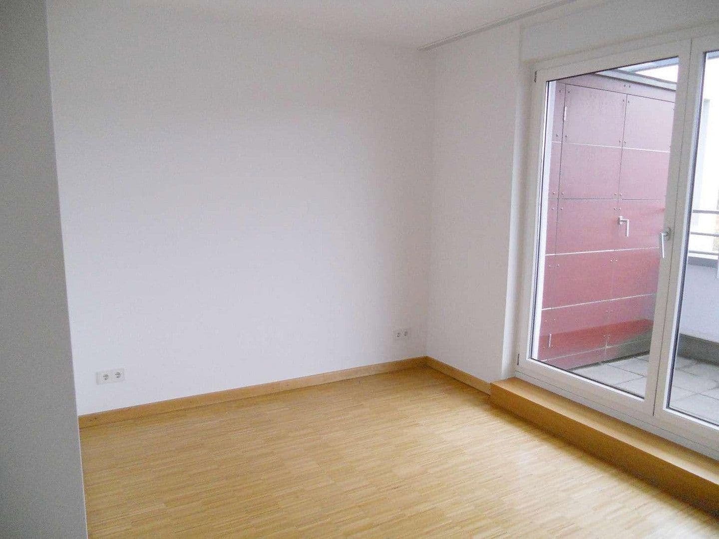Prenájom bytu 2-izbový 81 m², Lindenallee 7, Bad Homburg vor der Höhe, Hesensko Prenájom bytu 2-izbový 81 m², Lindenallee 7, Bad Homburg vor der Höhe, Hesensko